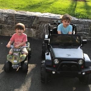 Meet your Posher, Adam